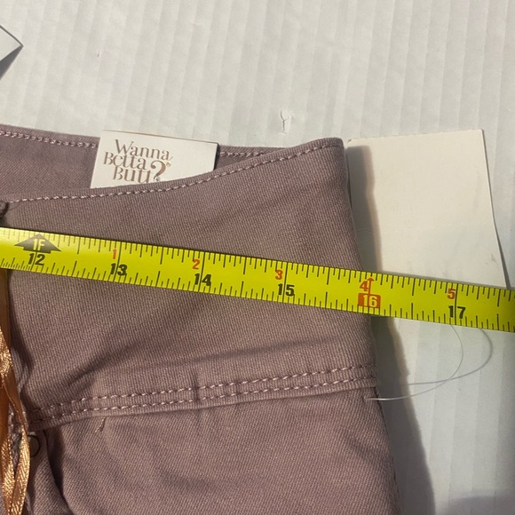 Wanna Betta Butt" Stretch push-up jeans by YMI, - Picture 5 of 9